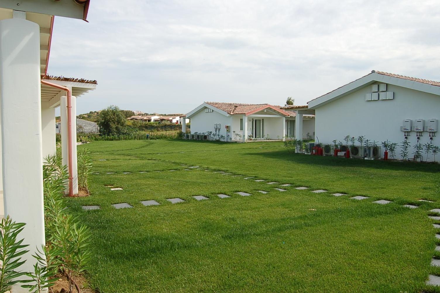 Hotel Budoni Beach Экстерьер фото
